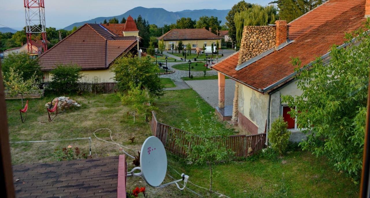Pensiunea Salas Felsőszálláspatak Kültér fotó